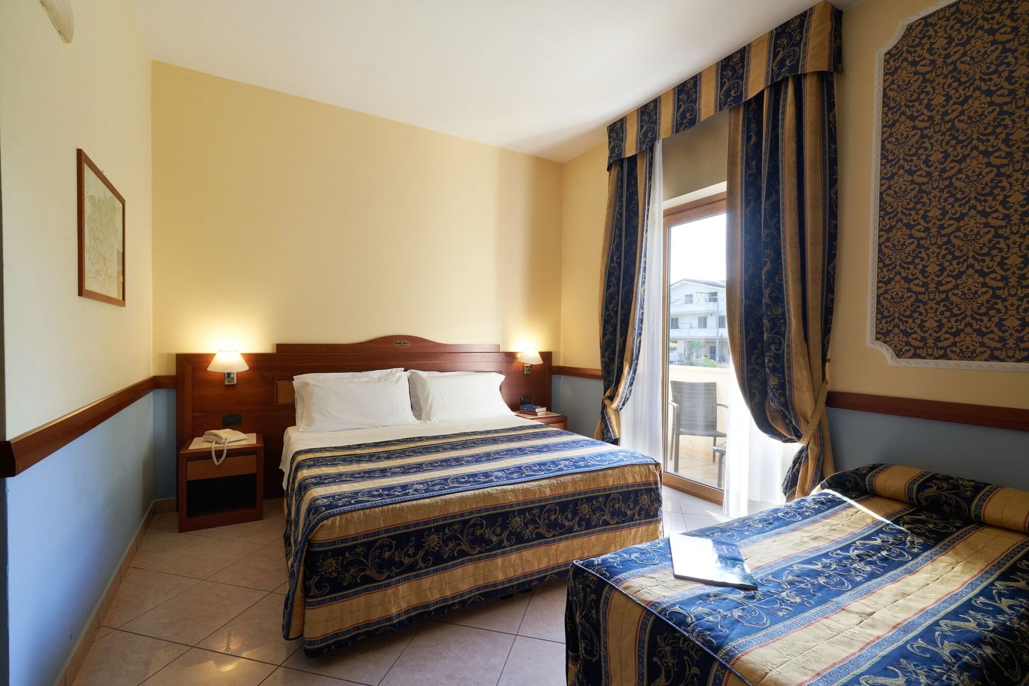 Hotel Ristorante La Piana Telese Terme Luaran gambar