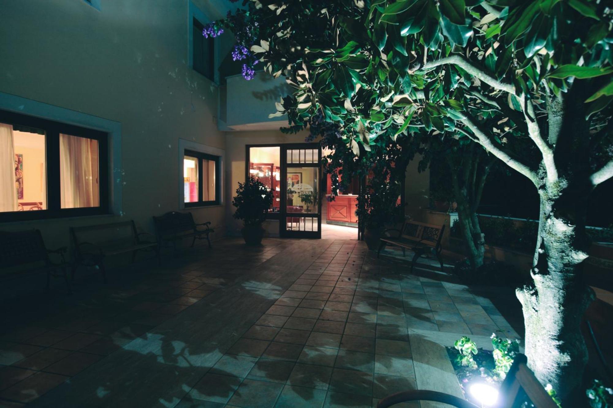 Hotel Ristorante La Piana Telese Terme Luaran gambar