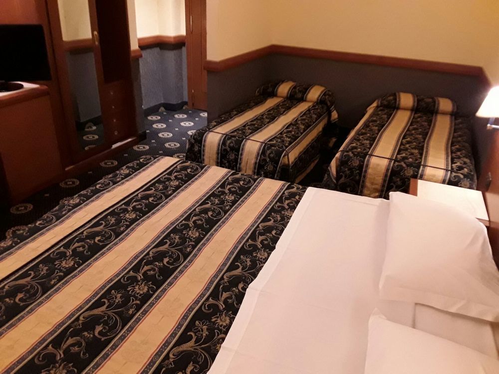 Hotel Ristorante La Piana Telese Terme Luaran gambar